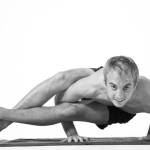 Tom Sutherland, an unknown yoga teacher with some interesting reflections on the evolution of the Bikram teaching method