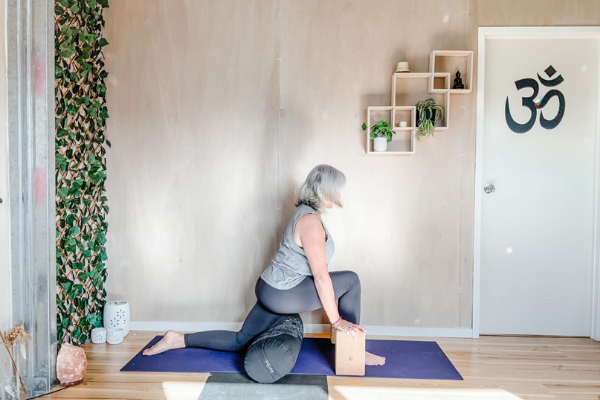 The joys and challenges of practicing yoga online
